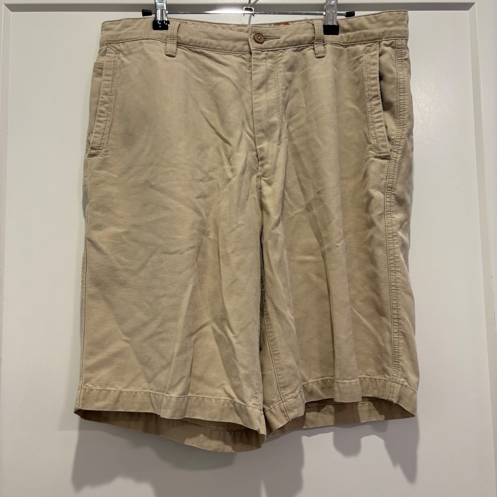 Tommy Bahama Boracay Khaki Tan Chino Shorts Mens 34 Tencel Cotton Blend